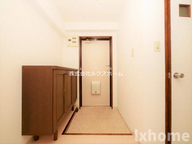 玄関　シンプルで使いやすい玄関です