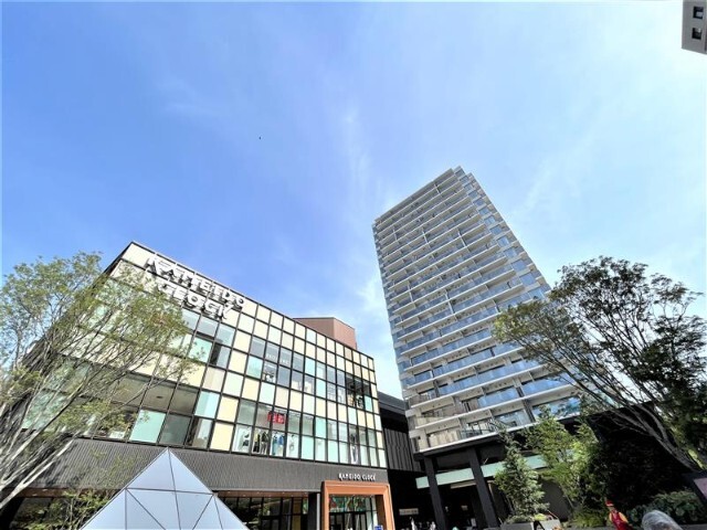 ショッピングセンター　カメイドクロック（ショッピングセンター）まで124m