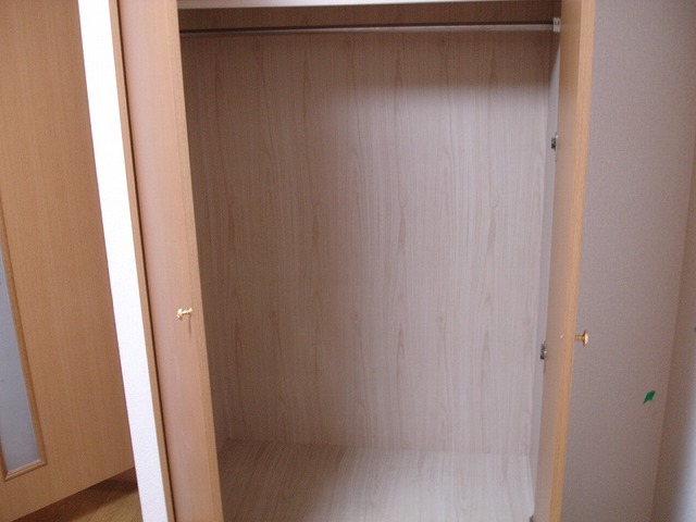 収納　クローゼット