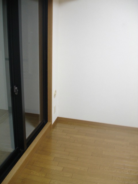 居室・リビング　室内