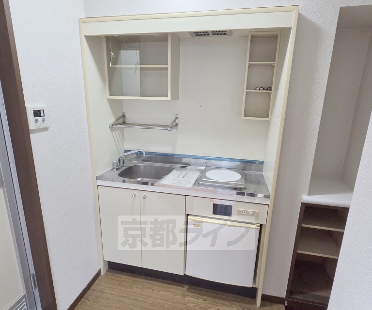 キッチン　コンパクトなキッチン。