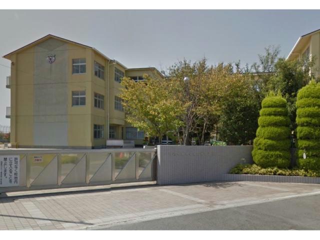 小学校　岡崎市立六ツ美西部小学校（小学校）まで3701m