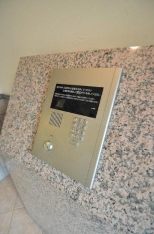 セキュリティ　エステムコート難波サウスプレイス　エントランスオートロック