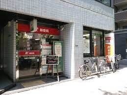 郵便局　大阪江戸堀郵便局（郵便局）まで947m