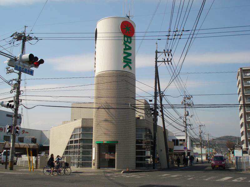 銀行　トマト銀行庭瀬支店（銀行）まで1164m