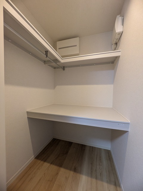 収納　同物件別号室