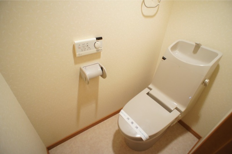 トイレ　図面と現状に相違がある場合には現状を優先