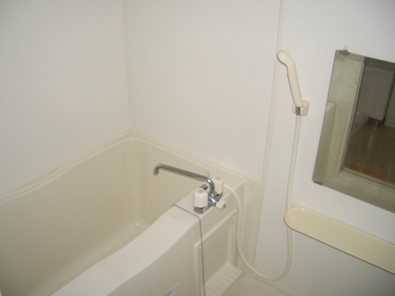 バス・シャワールーム　現況優先
