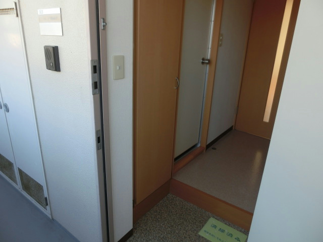 玄関　現況優先