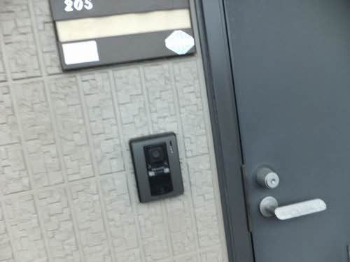 セキュリティ　玄関