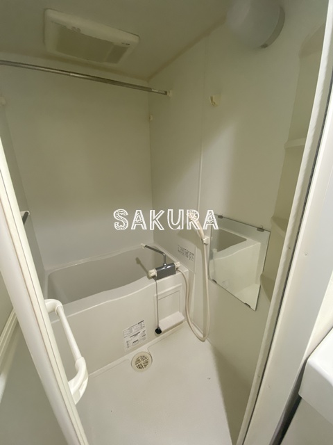 バス・シャワールーム　日々の疲れを癒すお風呂です♪