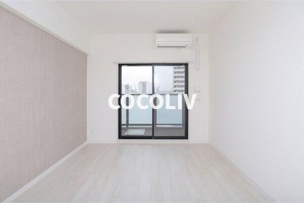 居室・リビング　同物件別部屋写真