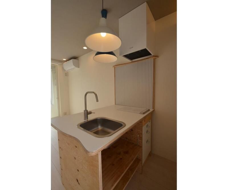 キッチン　別部屋参考写真となります