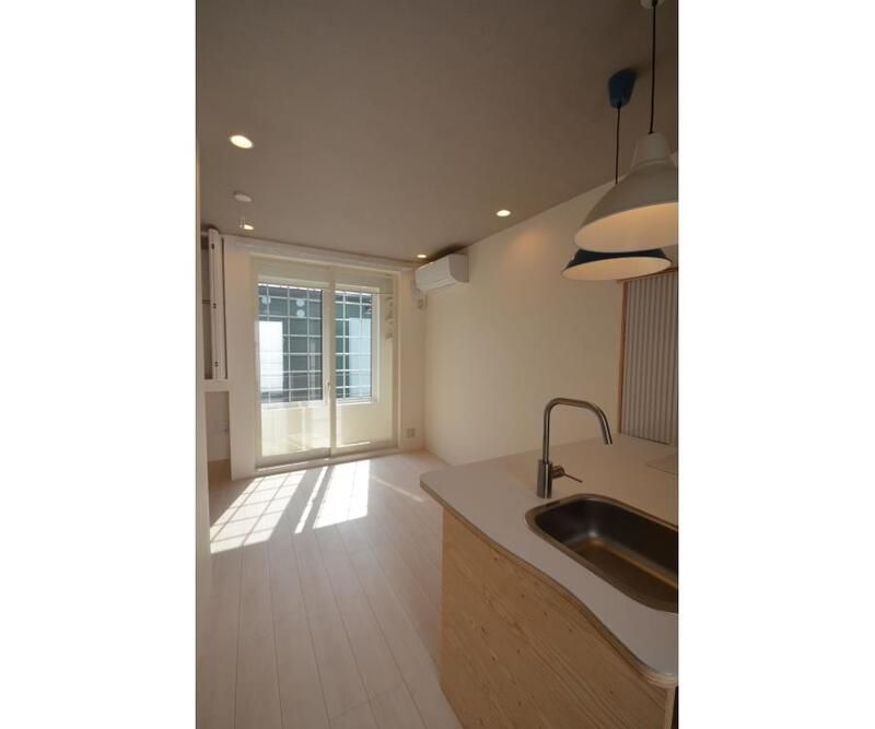 居室・リビング　別部屋参考写真となります