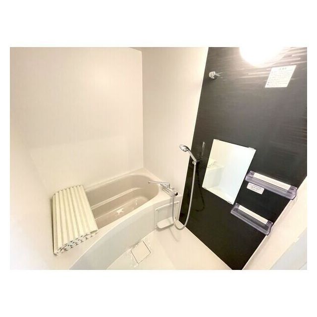 バス・シャワールーム　バスルーム