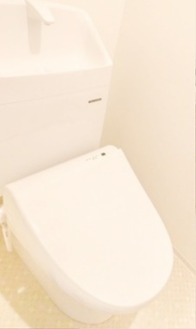 トイレ　別部屋同仕様タイプ