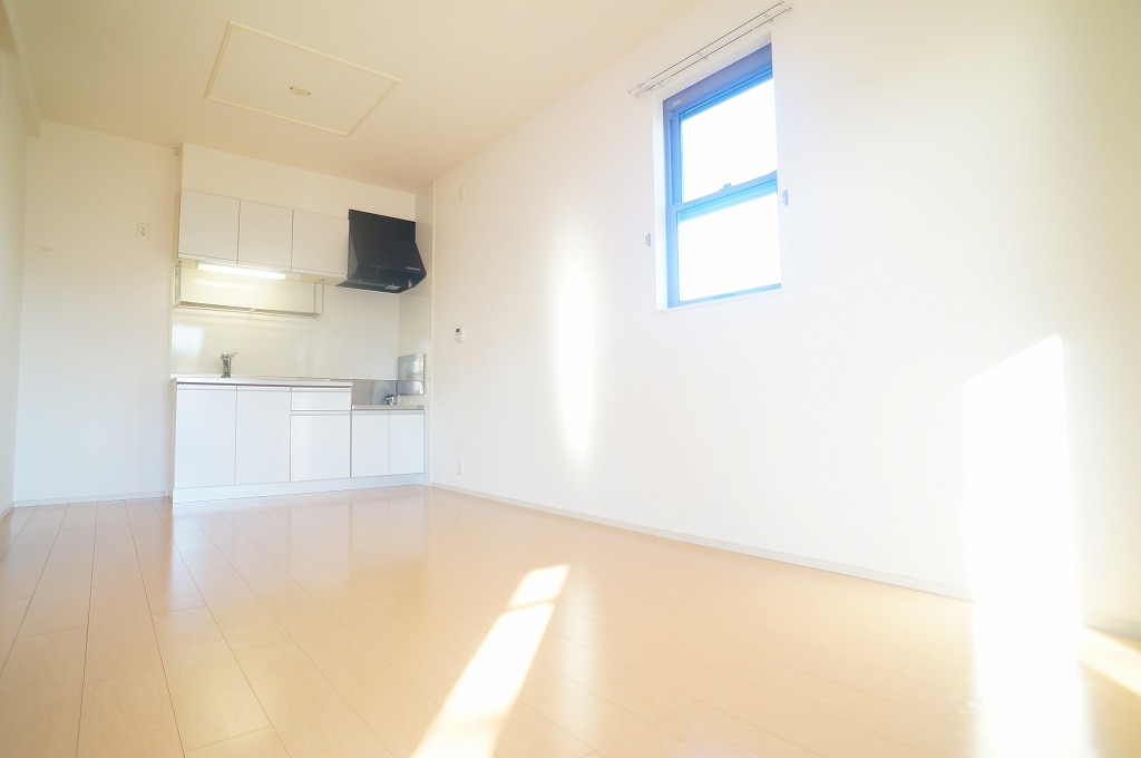 キッチン　居室・リビング