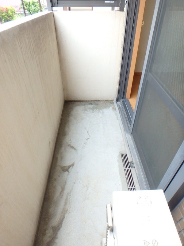 バルコニー　図面と現状に相違がある場合には現状を優先