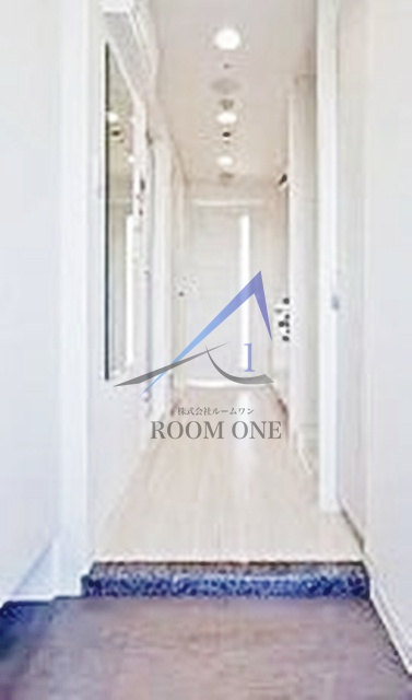 玄関　玄関です。