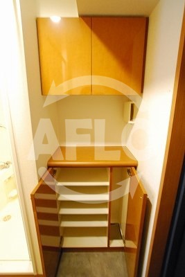 玄関　エステムコート難波ミューステージ　シューズＢＯＸ