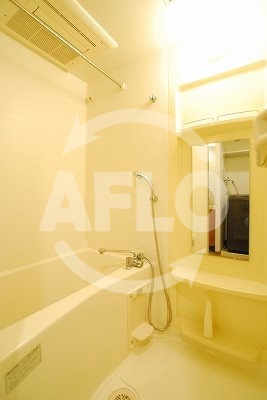 バス・シャワールーム　エステムコート難波ミューステージ　浴室乾燥機つきバスルーム