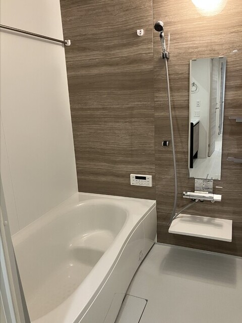 バス・シャワールーム　一坪風呂