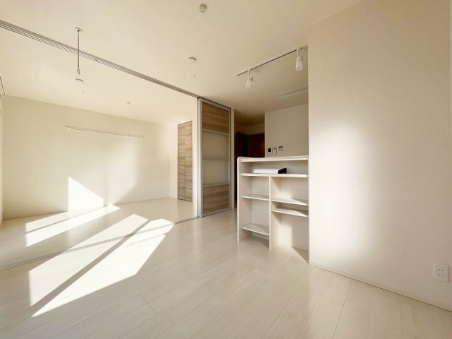 居室・リビング　※別号室参考写真