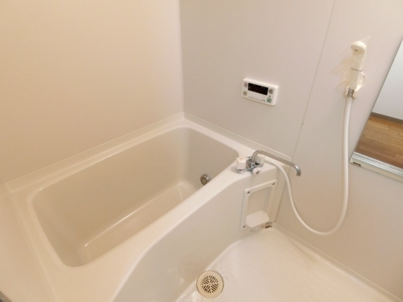 バス・シャワールーム　図面と現状に相違がある場合には現状を優先