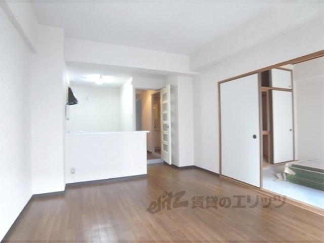 居室・リビング　洋室