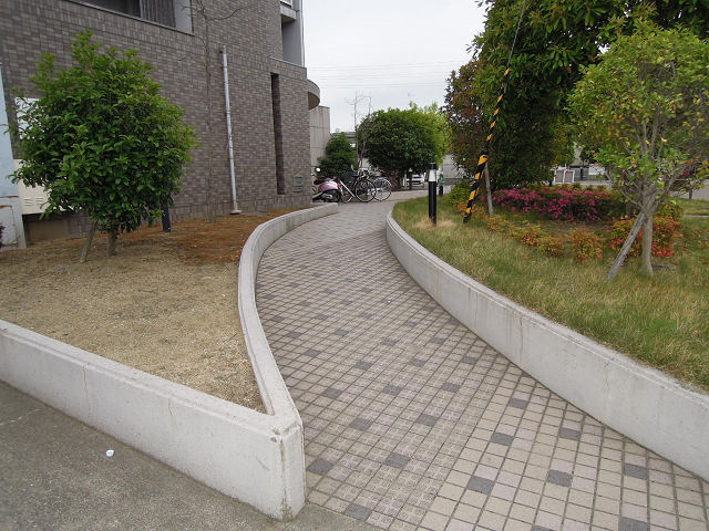 エントランス　エントランススロープ