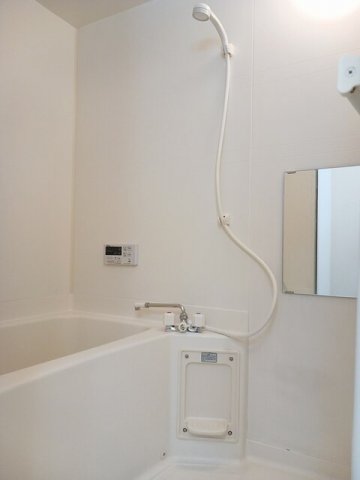 バス・シャワールーム　ゆったり過ごせるお風呂です