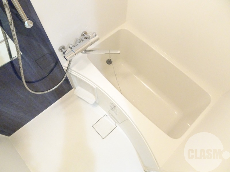 バス・シャワールーム　浴室乾燥機付きバス♪