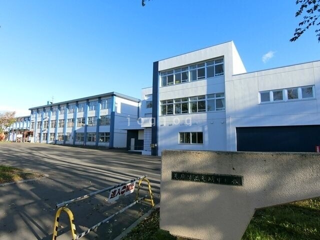 その他　恵庭市立恵明中学校（その他）まで400m