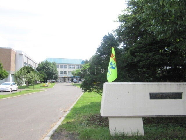 その他　恵庭市立恵庭小学校（その他）まで1195m