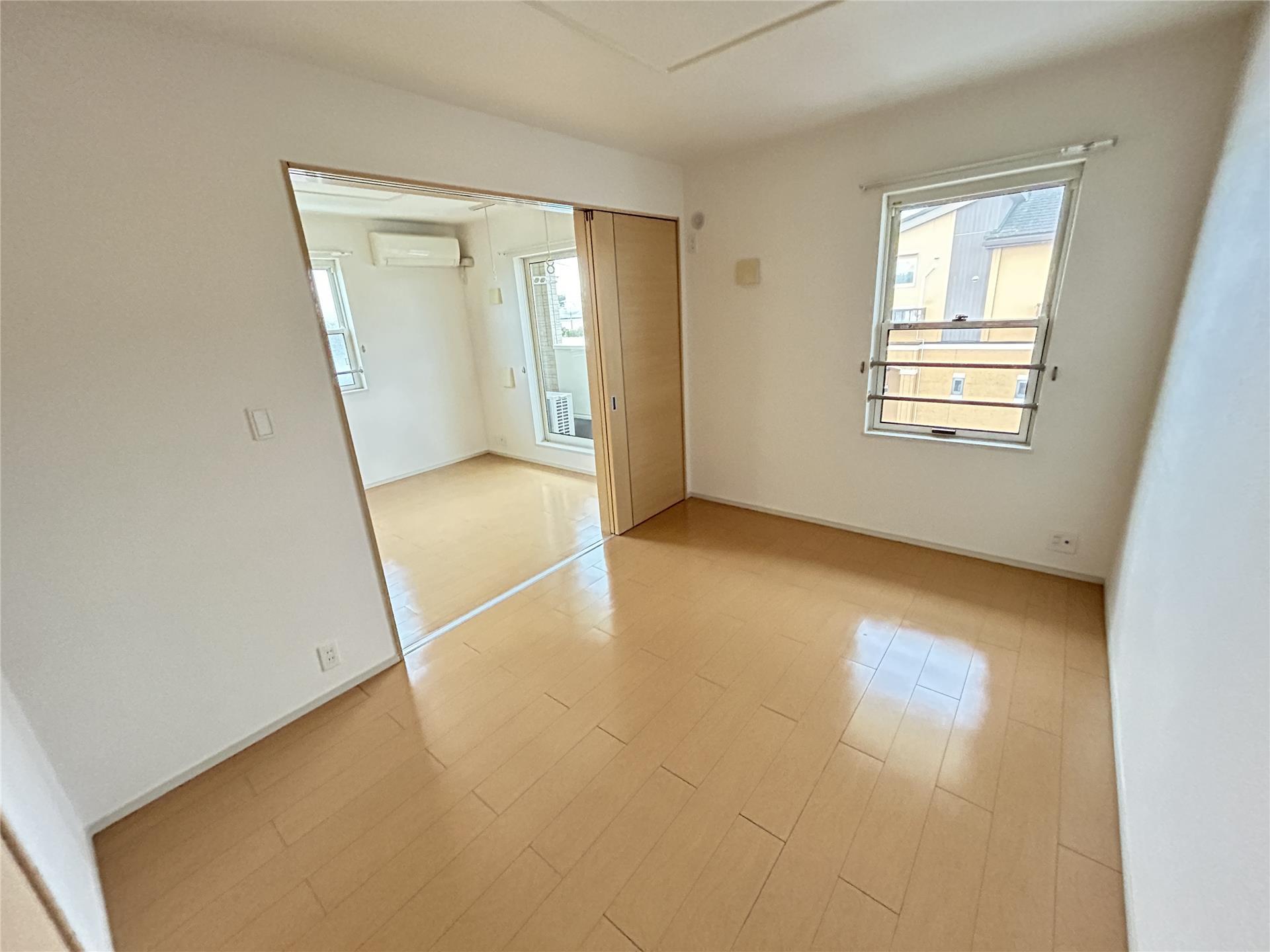 居室・リビング　洋室