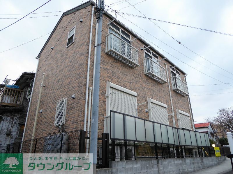 建物外観　ヨーロピアンテイストのオシャレなレンガ調の建物です♪