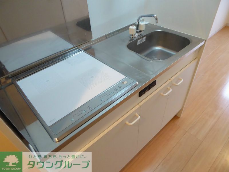 キッチン　お料理好きな方に嬉しい2口コンロ、お手入れ楽々のIHキッチ…