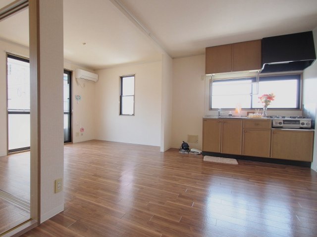 居室・リビング　※同じ間取りの別部屋のお写真です※