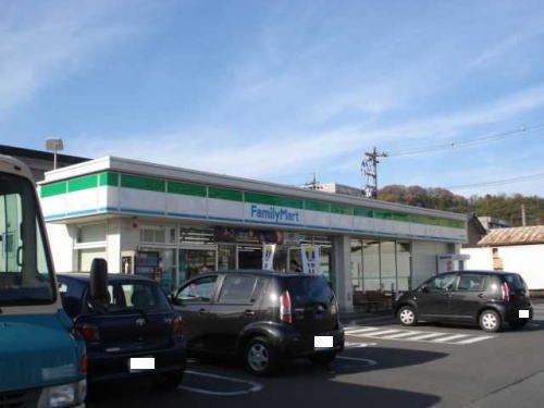 コンビニ　ファミリーマート 福井花堂店（コンビニ）まで500m