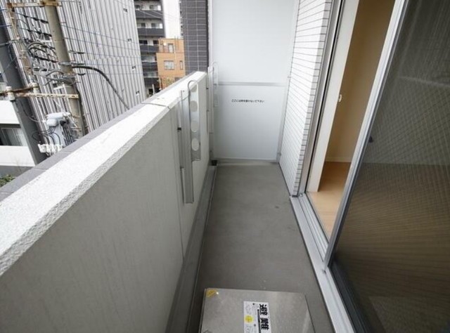 バルコニー　バルコニーあります