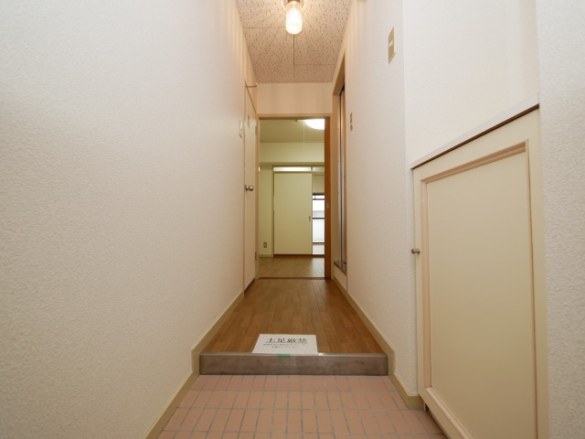 玄関　ノルデンハイム天神橋　玄関スペース