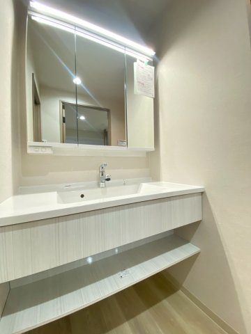 洗面設備　独立洗面化粧台付きでおすすめです！