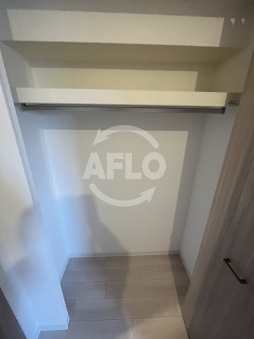 収納　ワールドアイ大阪城EASTアドバンス　クローゼット