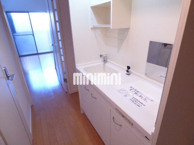 キッチン　割と大きめなキッチン