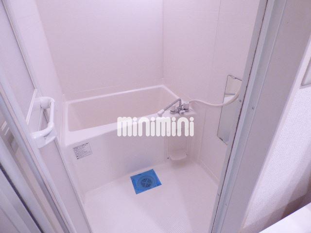 バス・シャワールーム　カガミもついてます。