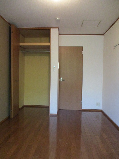 居室・リビング　★洋室６帖★