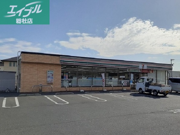 コンビニ　セブンイレブン倉敷上東西店（コンビニ）まで600m