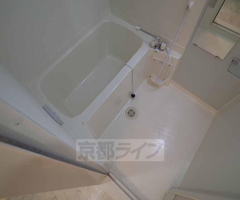 バス・シャワールーム　広々としています。