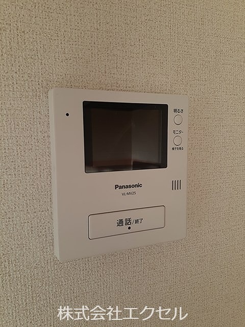 セキュリティ　モニター付きインターホンです。