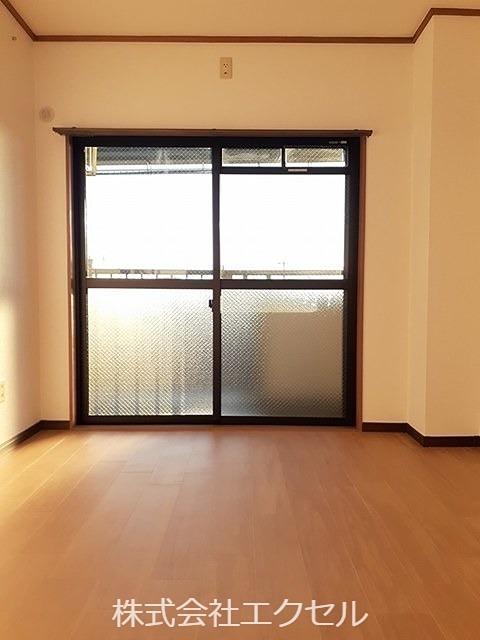 居室・リビング　明るい室内です。